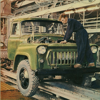 Illustration for article titled This is the GAZ-52/53